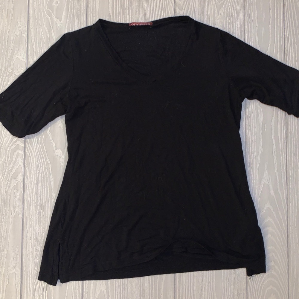Boutique flowy black shirt